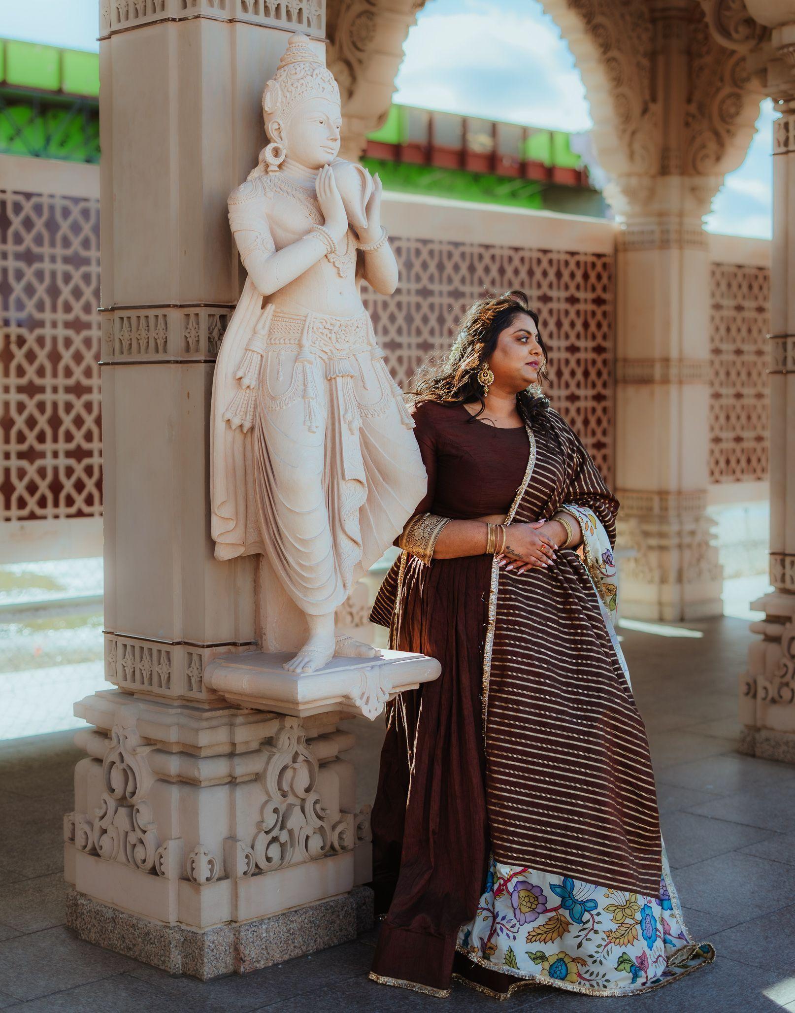 Vyshnavi & Shiva photographed by Aakaara Studios in DUMBO.